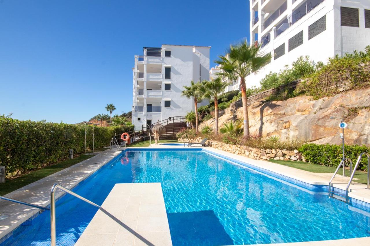 Luxury 2 Bedrooms Apt With Seaview Blue Suite 4104 Manilva Eksteriør bilde