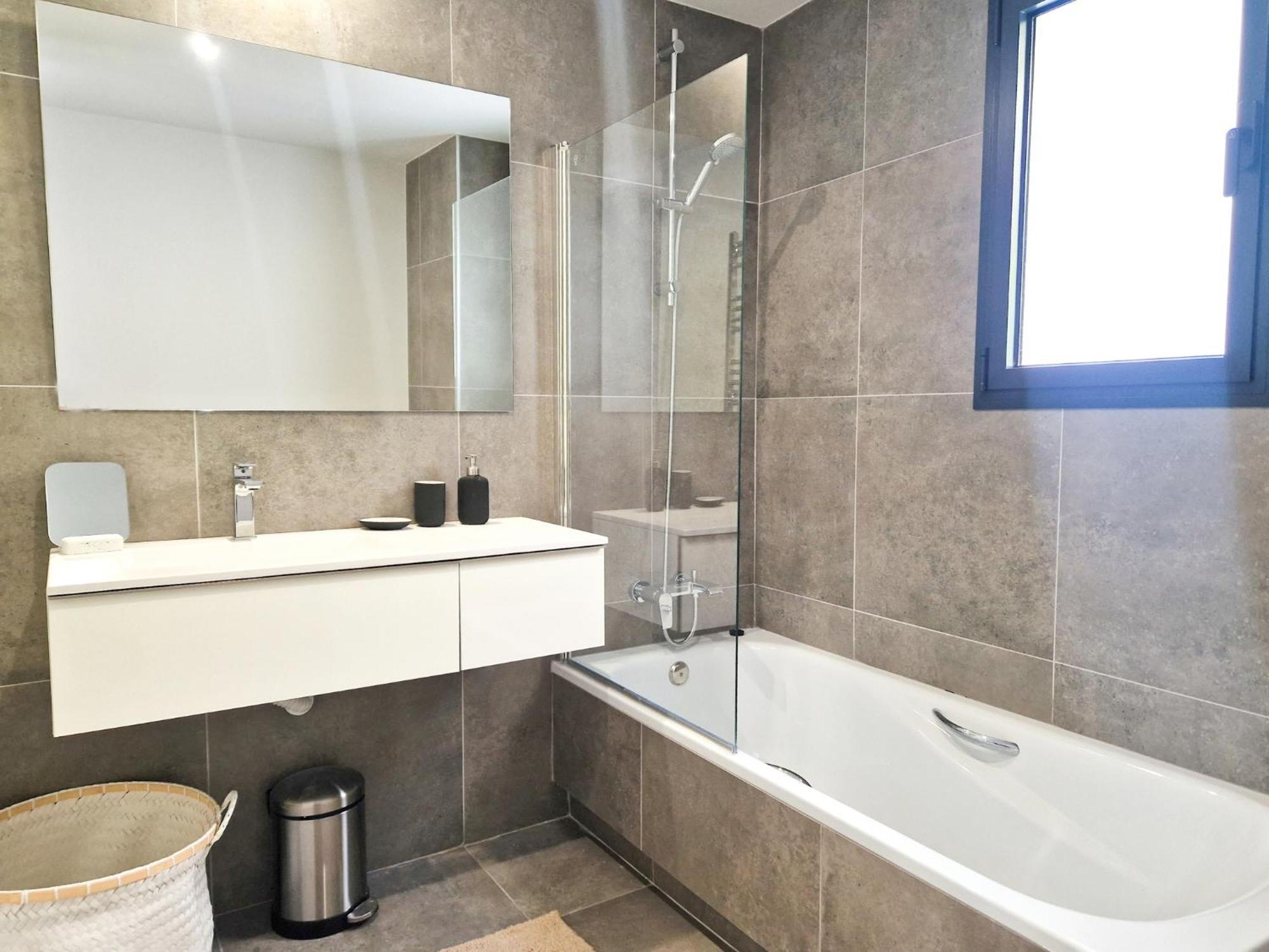 Luxury 2 Bedrooms Apt With Seaview Blue Suite 4104 Manilva Eksteriør bilde